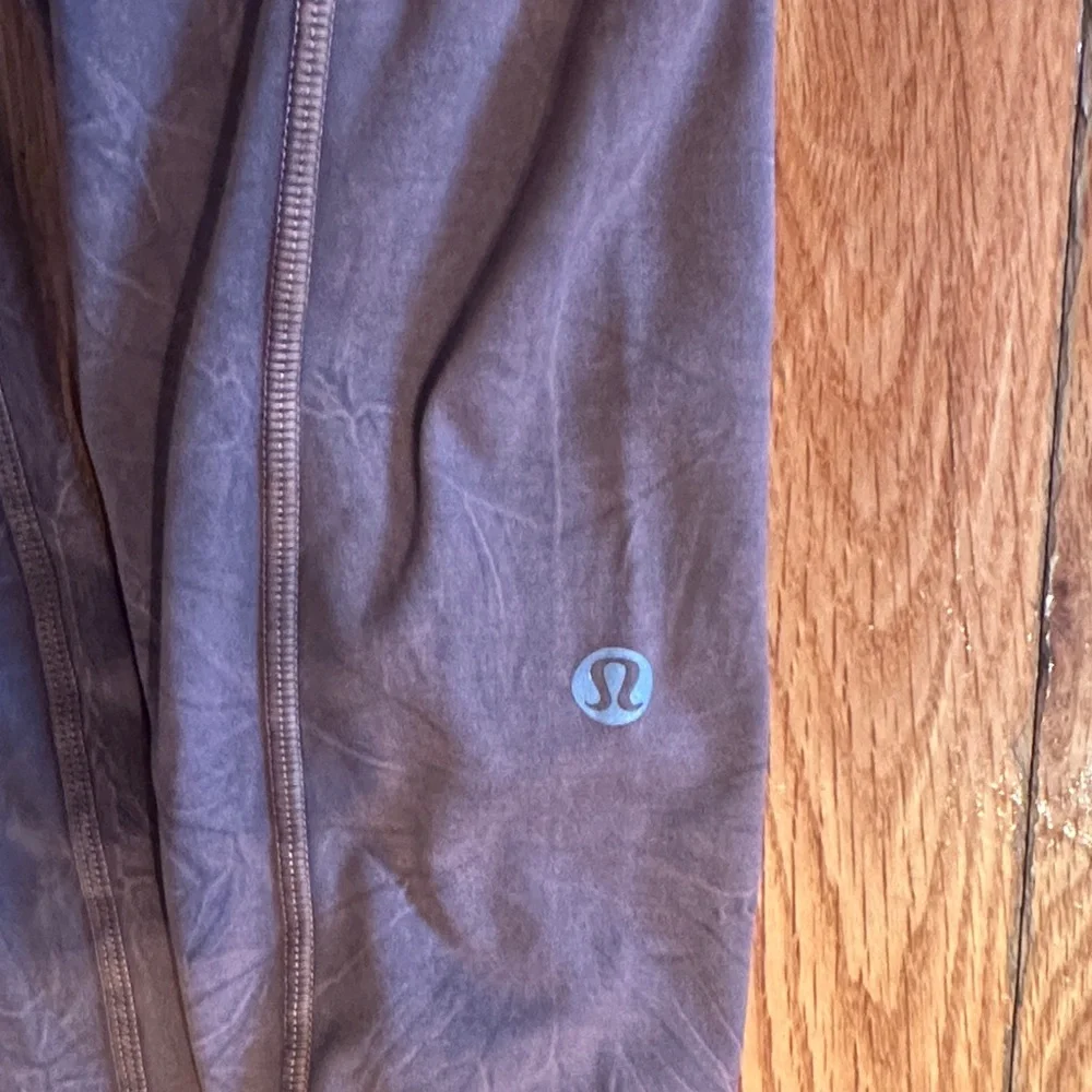 lululemon athletica Brown Leggings - almost new - Picture 3 of 4